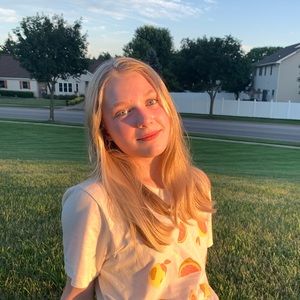 Meet your Posher, Jillian